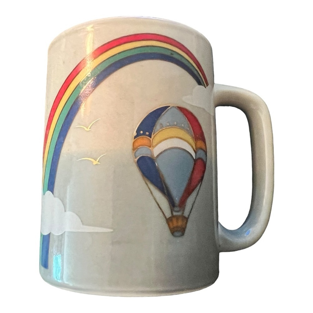 Vintage Rainbow Hot Air Balloon‎ Coffee Mug